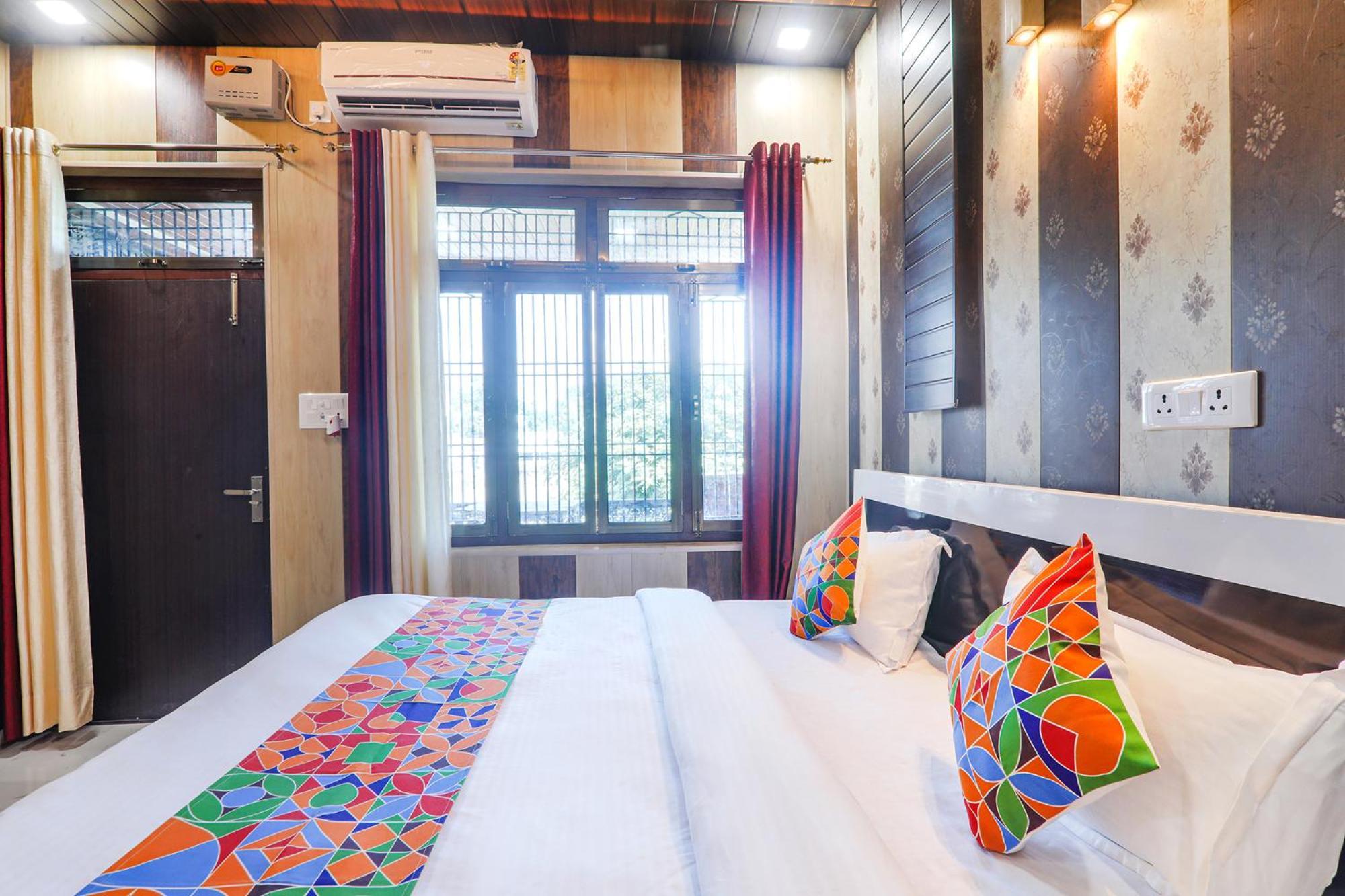 Ayodhya Fabhotel Uma Yugul מראה חיצוני תמונה